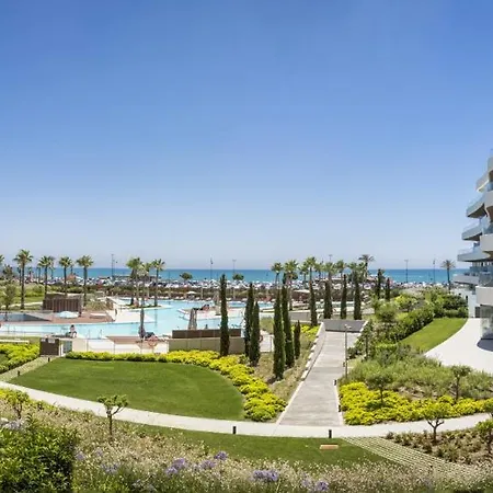 Vivi Homes - Mali Pool, Jacuzzi, Garden, Gym & Sea View Lägenhet Torremolinos