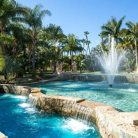 Vivi Homes - Mali Pool, Jacuzzi, Garden, Gym & Sea View Lejlighed Torremolinos